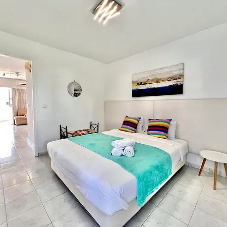 Sea Village 2 By Homing Apartment