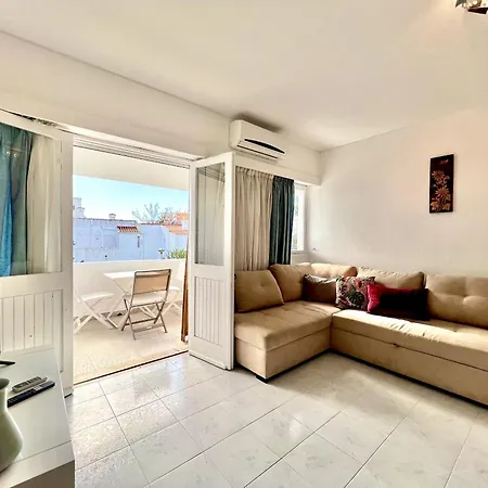Sea Village 2 By Homing Apartamento